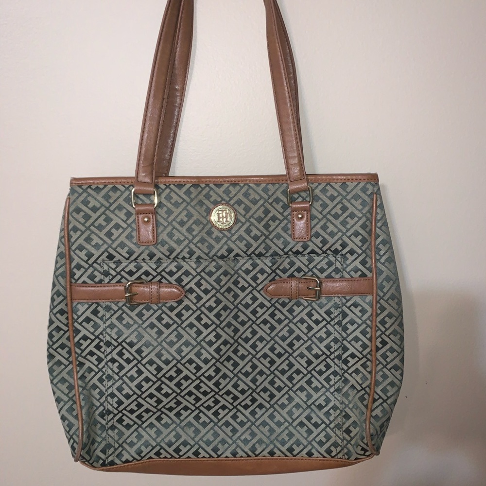 Tommy hilfiger purse